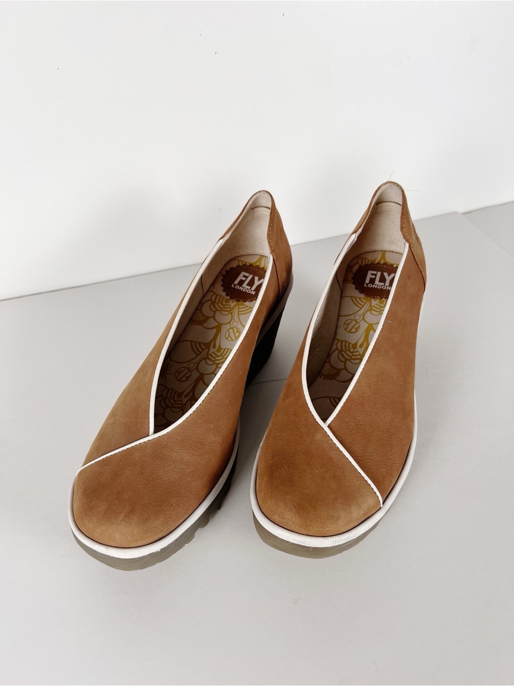 Fly London Yuca Tan Leather White Trim Wedge Slip-On Platform Size 10-10.5